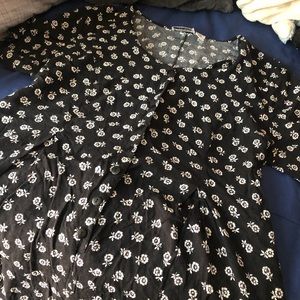 ULTERIOR MOTIVES Floral Flowy Jumpsuit (Size 24)